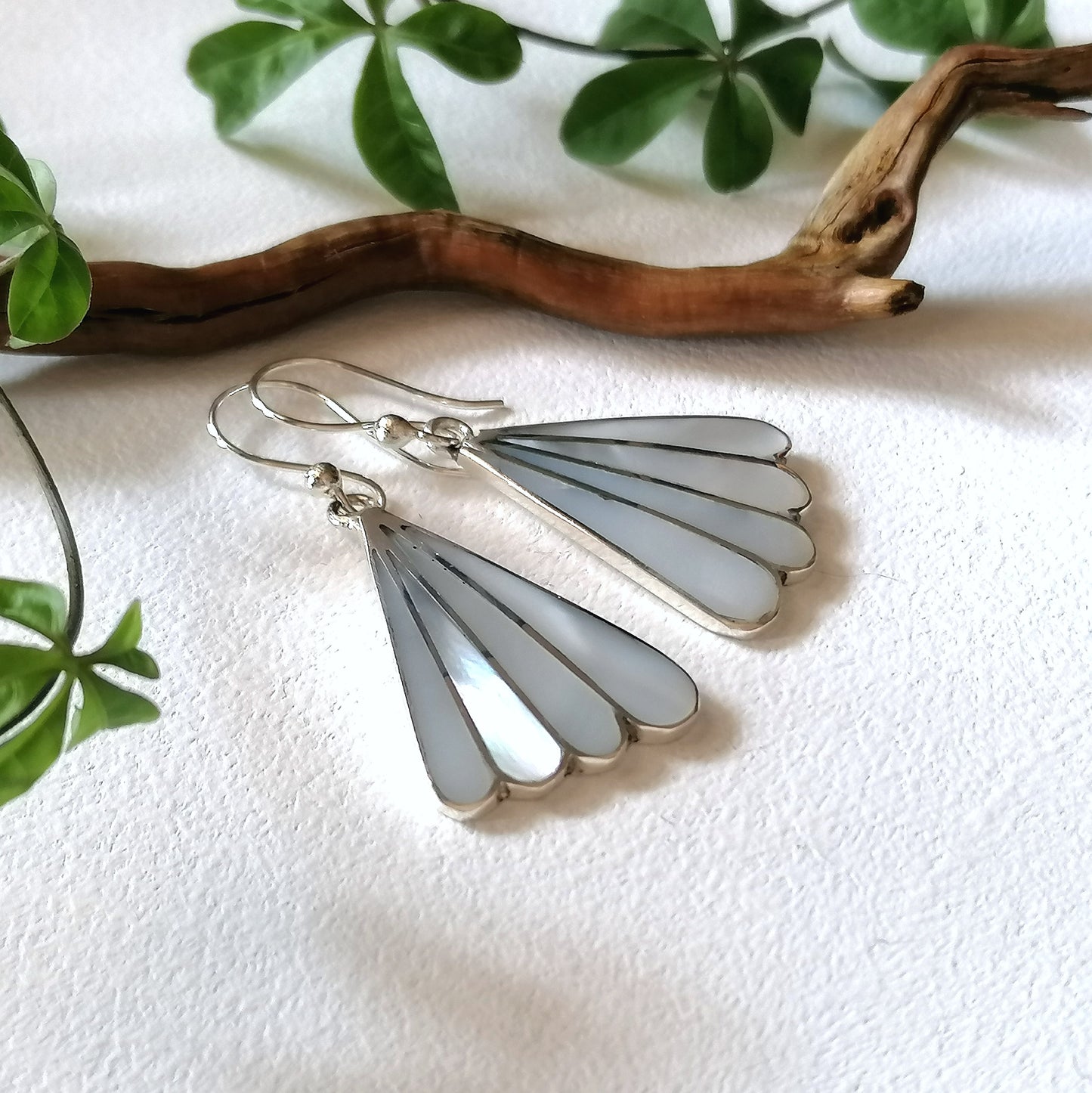 Art Nouveau Fan Earrings - Mother of Pearl