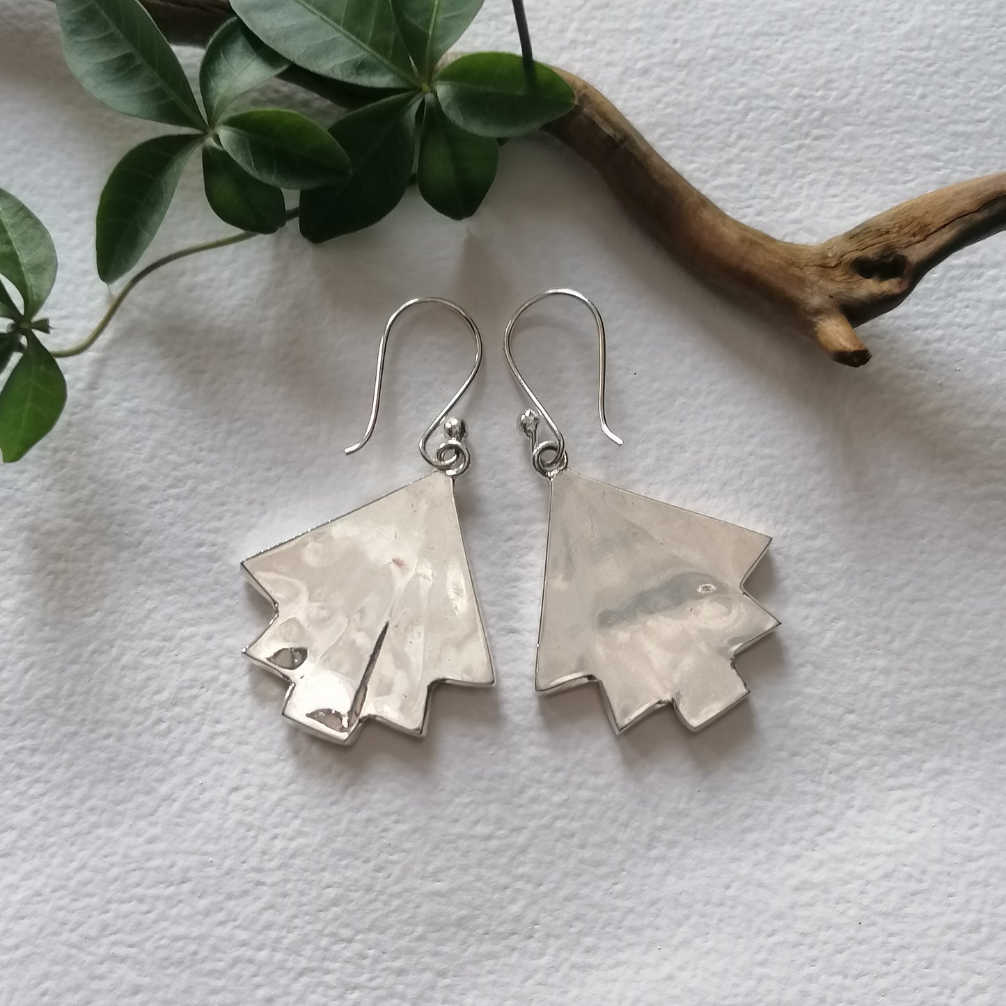 Art Deco Fan Earrings - Mother of Pearl