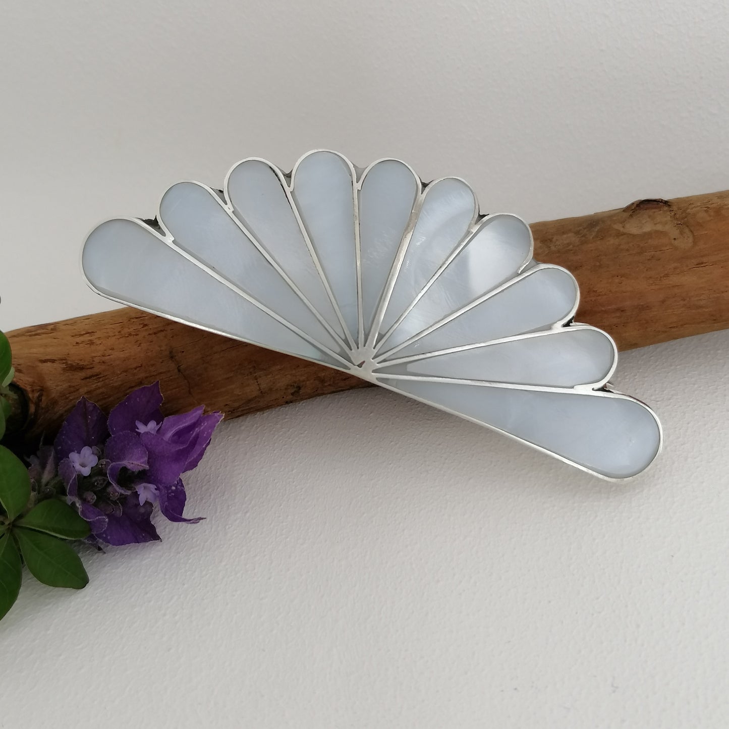 Mother of Pearl Art Nouveau Barrette